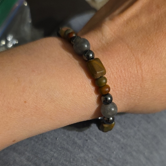 Jewelry - Mulit Stone Bracelet